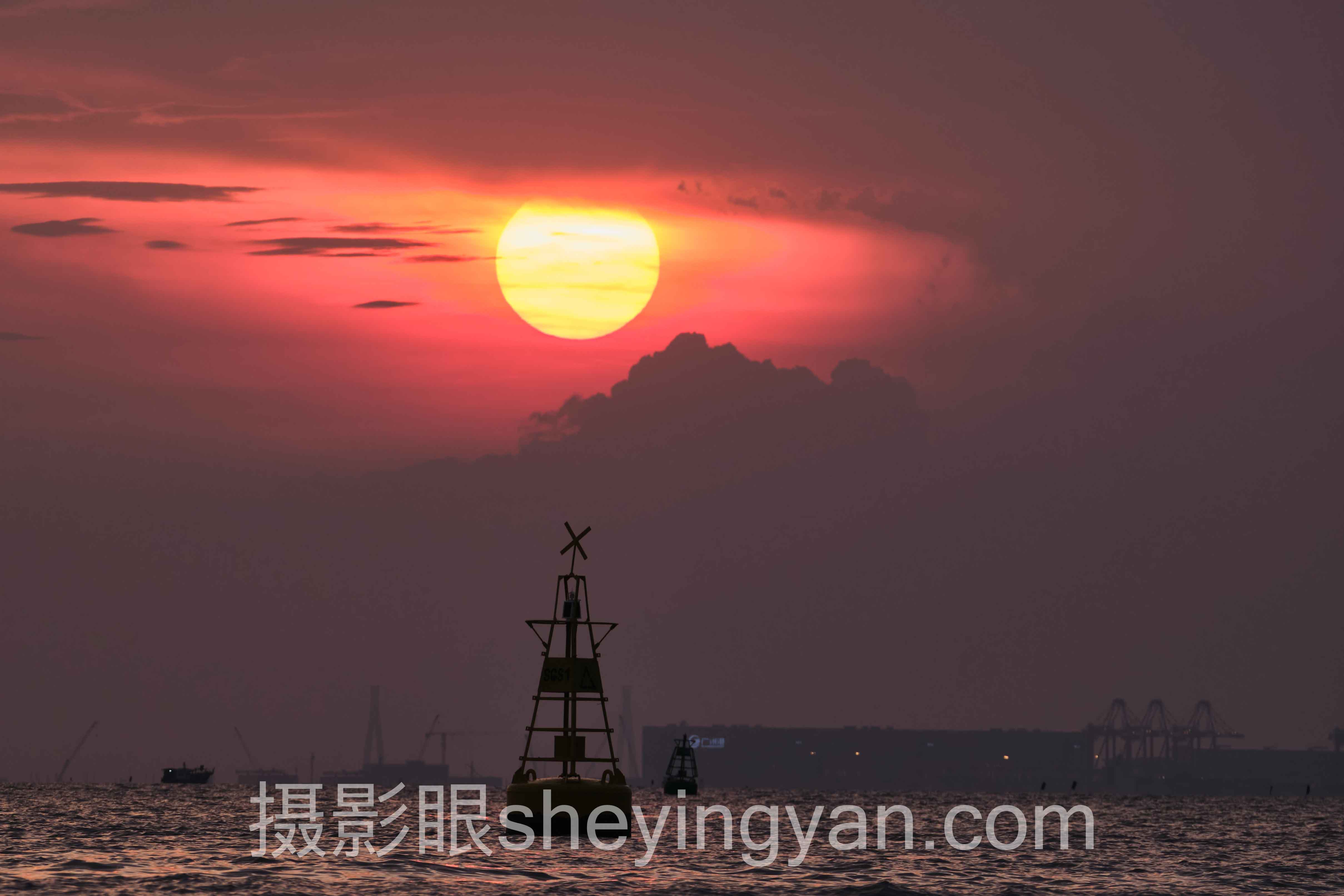 照片点评行业数据全景：7组数据揭示AI照片评分的真相